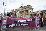 Ribuan warga Berlin turun jalan tolak keterlibatan Jerman dalam perang