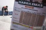 Harga emas Antam kini naik tipis Rp1.000 ke angka Rp2,123 juta/gram