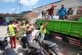 PLN menyalurkan bantuan untuk korban banjir bandang Nagekeo