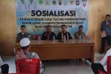 Satgas edukasi warga kepulauan di Mabar tentang bahaya rokok ilegal