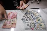 Rupiah bergerak datar, tetap Rp16.583 per dolar AS Selasa 7 Oktober 2025