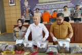 Polda Sumbar ungkap perdagangan gelap sisik trenggiling 24,2 kilogram
