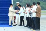Gibran sambut kedatangan Prabowo usai lawatan ke empat negara