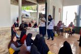 Mahasiswa profesi Fisioterapis UMS gagas program edukasi keseimbangan tubuh untuk lansia
