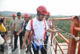 Jembatan Kaca Tinjomoyo  Semarang dibuka, hidupkan geliat wisata