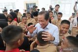 Menteri Hanif ajak siswa sekolah rakyat untuk peduli lingkungan