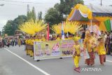Pawai budaya Nasi Adab meriahkan perayaan HUT ke-66 Kabupaten Kobar