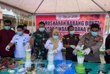 Kejari Sidrap musnahkan sabu dan badik