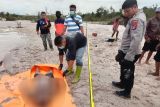Tim gabungan evakuasi jenazah orang hilang di Sungai Miwan Gumas