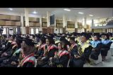 UMPP kukuhkan 152 lulusan FEB dan FASTIKOM