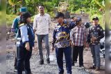 Bupati Kapuas tinjau pengerjaan jalan antar kecamatan