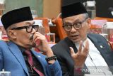 Anggota DPR usulkan Kemendikdasmen buka posko pengaduan TKA 2025