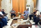 Gubernur Gorontalo terima aspirasi Serikat Pekerja Mandiri Tolangohula