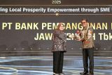 Bank Jateng jadi pionir pembiayaan di CNN Indonesia Awards 2025