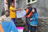 BPBD Ternate salurkan bantuan untuk korban angin puting beliung di Kecamatan Pulau Hiri