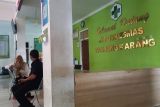 Masyarakat antusias berobat fisioterapi di Puskesmas Tanjung Karang
