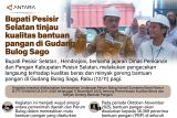 Bupati Pesisir Selatan tinjau kualitas bantuan pangan di Gudang Bulog Sago