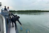PSDKP Batam kerahkan 3 kapal patroli bersihkan sampah di laut