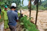 Banjir Batu Busuak, PT Semen Padang kirim relawan bantu warga terdampak