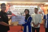 IPSI Lampung berikan bonus atlet peraih medali PON Bela Diri