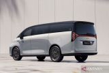 Minivan Geely Galaxy V900 pecahkan rekor dunia, bisa memuat 42 orang