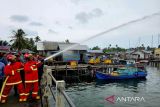 Pemkab Natuna menguji coba peralatan pemadam kebakaran di Pulau Subi