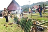 Bupati Sigi ajak warga lestarikan budaya melalui Festival Ayam Bambu