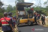 Jalan Rowoseneng--Tlogopucang di Temanggung diperbaiki