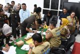 Pegawai Kejari Kapuas tes urine wujudkan lingkungan kerja bebas narkoba