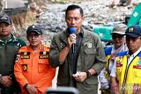 Menko Infrastruktur AHY tinjau putusnya jalan nasional Lembah Anai, upayakan bisa dilewati kendaraan