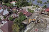 BNPB kirim 4,1 ton bantuan bagi korban banjir Sumbar melalui jalur udara