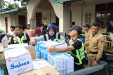 Kemenhub menyalurkan bantuan logistik bagi korban bencana di Sumatera