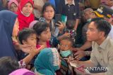 Wapres Gibran catat keluhan korban di posko Tapanuli Selatan