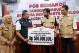 Pemprov Sulsel serahkan Rp500 juta untuk percepatan pemulihan  pasca bencana Aceh