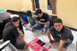 Polisi ciduk tiga pria di Dompu saat pesta sabu