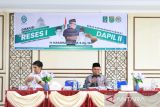 Wakil DPRD Tanah Bumbu, Provinsi Kalimantan Selatan, H. Hasanuddin  (kana) menyerap aspirasi warga Kecamatan Kusan Hilir melalui reses.
Ada beberapa yang disampaikan oleh warga setempat, diantaranya terkait layanan PDAM yang belum menjangkau sejumlah wilayah, selanjutnya terkait masalah banjir akibat saluran drainase yang kurang berfungsi maksimal.