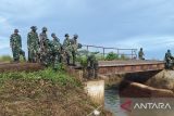 TNI AD bangun jembatan darurat di lokasi bencana banjir Sumbar