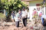 Wali Kota dan Wakil Wali Kota Solok Tinjau dan Bantu Bersihkan Lokasi Terdampak Banjir: Bergerak Bersama Pulihkan Kota