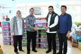 Pemko Padang Terima 300 Paket Sembako dari Tanoto Foundation untuk Korban Bencana