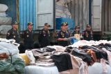 DJBC buka opsi salurkan baju ilegal sitaan ke korban bencana Sumatera