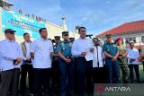Mentan kirim logistik dan penjernih air ke Sumatra pakai kapal perang