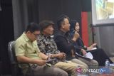 Sastrawan Raudal Tanjung Banua dan Sasti Gotama jadi pembicara pada seminar Festival Sastra Marah Roesli