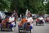 KAI salurkan bantuan becak listrik ke DIY mendukung transportasi hijau