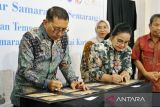 Kartu pos rekam sejarah kota dan kehidupan sosial masa lalu