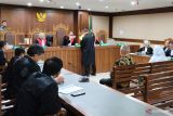 Dua terdakwa kasus dugaan korupsi pengadaan LNG merugikan negara Rp1,77 triliun