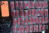 Polda Kepri tangkap 2 wanita bawa 78 vape etomidate