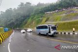 Polisi mencatat peningkatan volume kendaraan di jalur Puncak-Cianjur