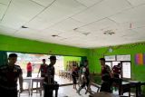 Polri gencarkan pengobatan gratis-bersihkan sekolah di Palembayan Agam
