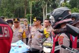 Polri membantu kebutuhan pendidikan anak terdampak bencana di Sumbar