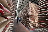 Mentan bidik CPB gudang Bulog pada 2026 capai 4 juta ton